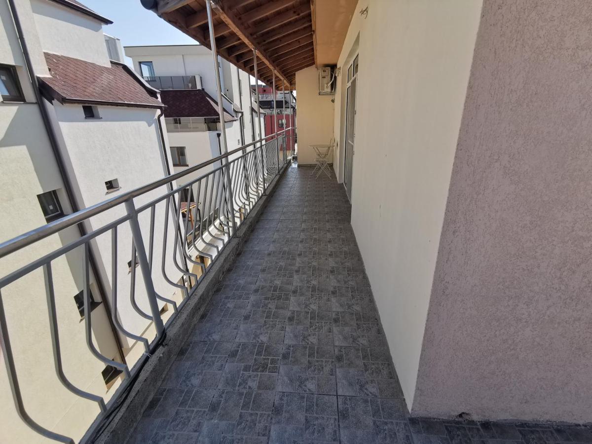 4Th Floor Appartamento Burgas Esterno foto